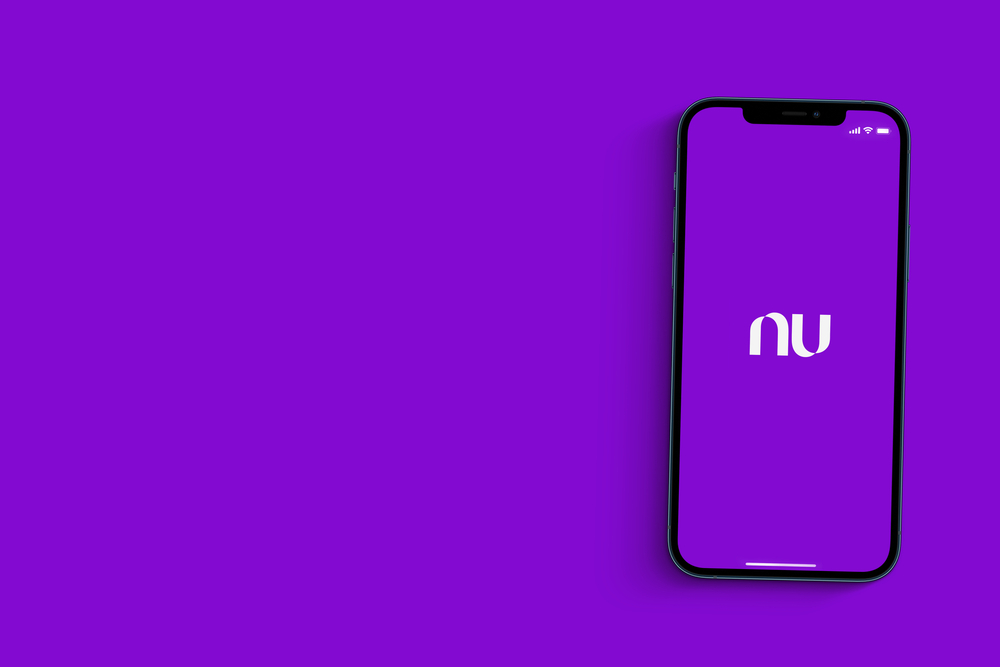 Nubank,App,On,The,Smartphone,Screen,On,Purple,Background.,Brazilian, BDR, IPO