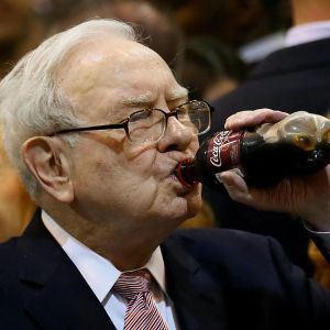 mao de alface vs holder warren buffett historia com coca comeco no Brasil - Mão de Alface Vs Holder - A Principal Diferença e Por Que Manter Posição